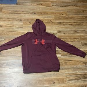 Men’s UA hoodie